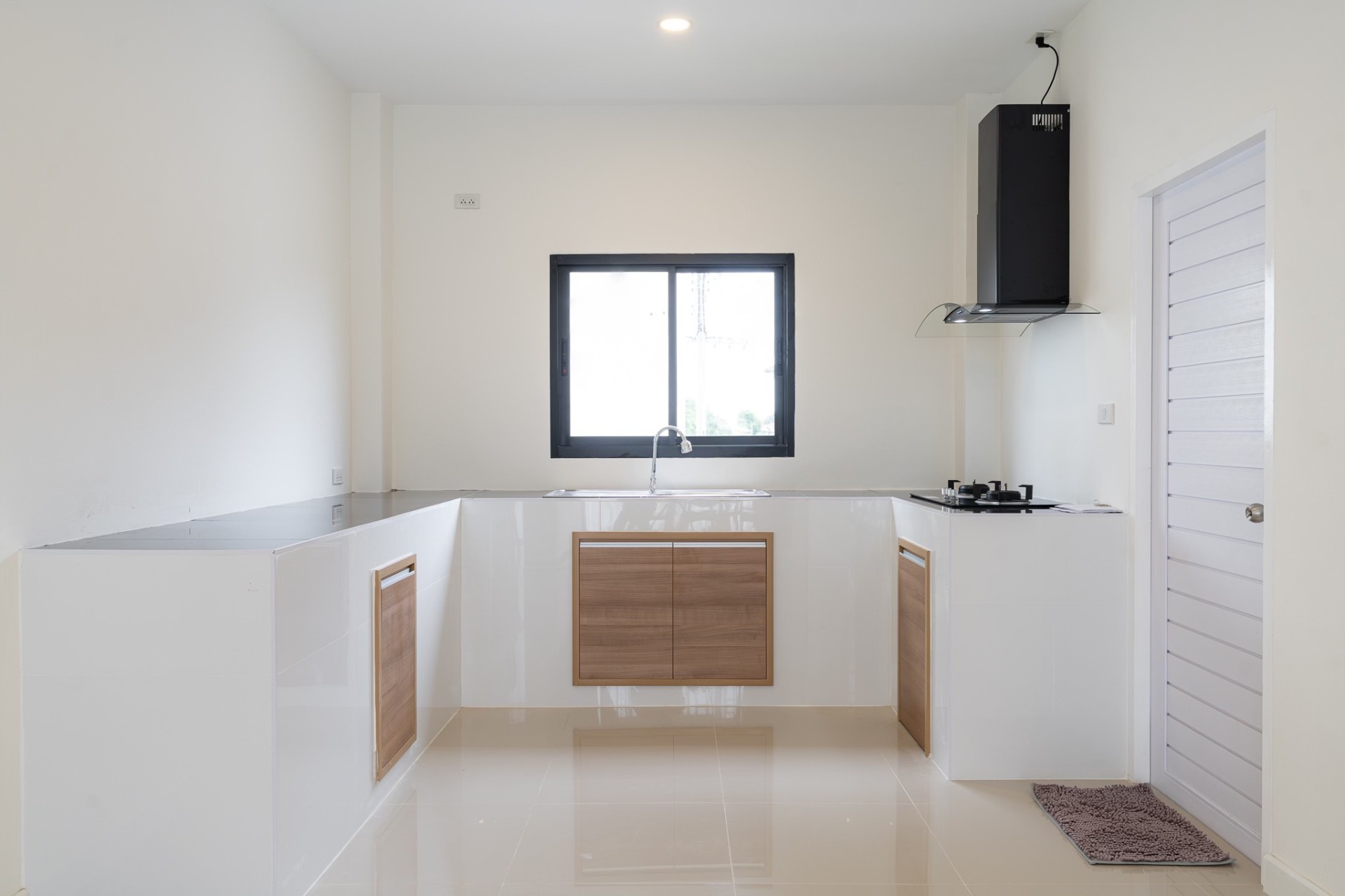 3 Bedroom House For Sale in Nong Chom, San Sai, Chiang Mai - Image 3