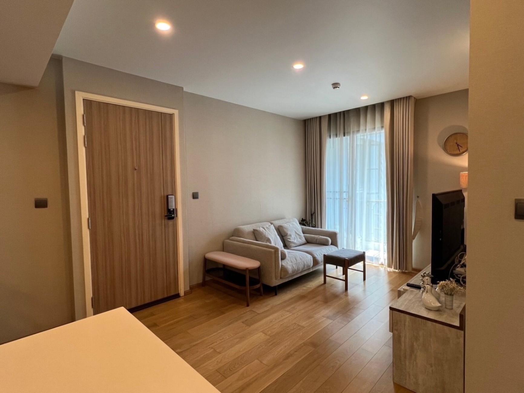 Na Vara Residence - Image 5