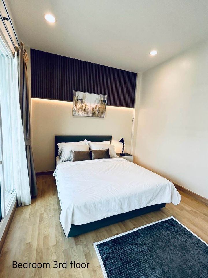 3 Bedroom Townhouse For Rent in Wang Thonglang, Wang Thonglang, Bangkok - Image 5