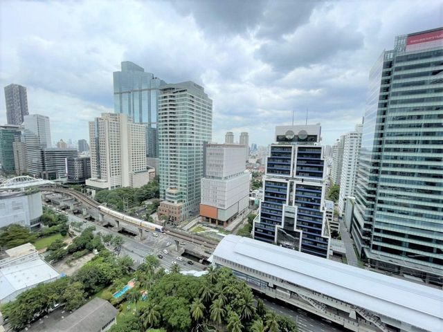 สีลม สวีท คอนโดมิเนียม - Image 7