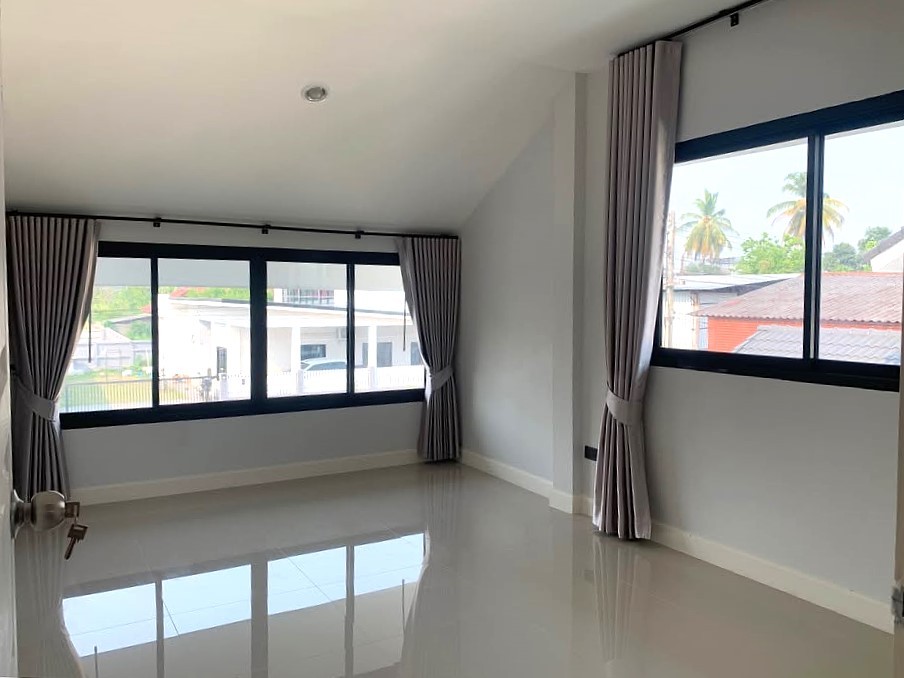 4 Bedroom House For Sale in Pa Daet, Mueang Chiang Mai, Chiang Mai - Image 7
