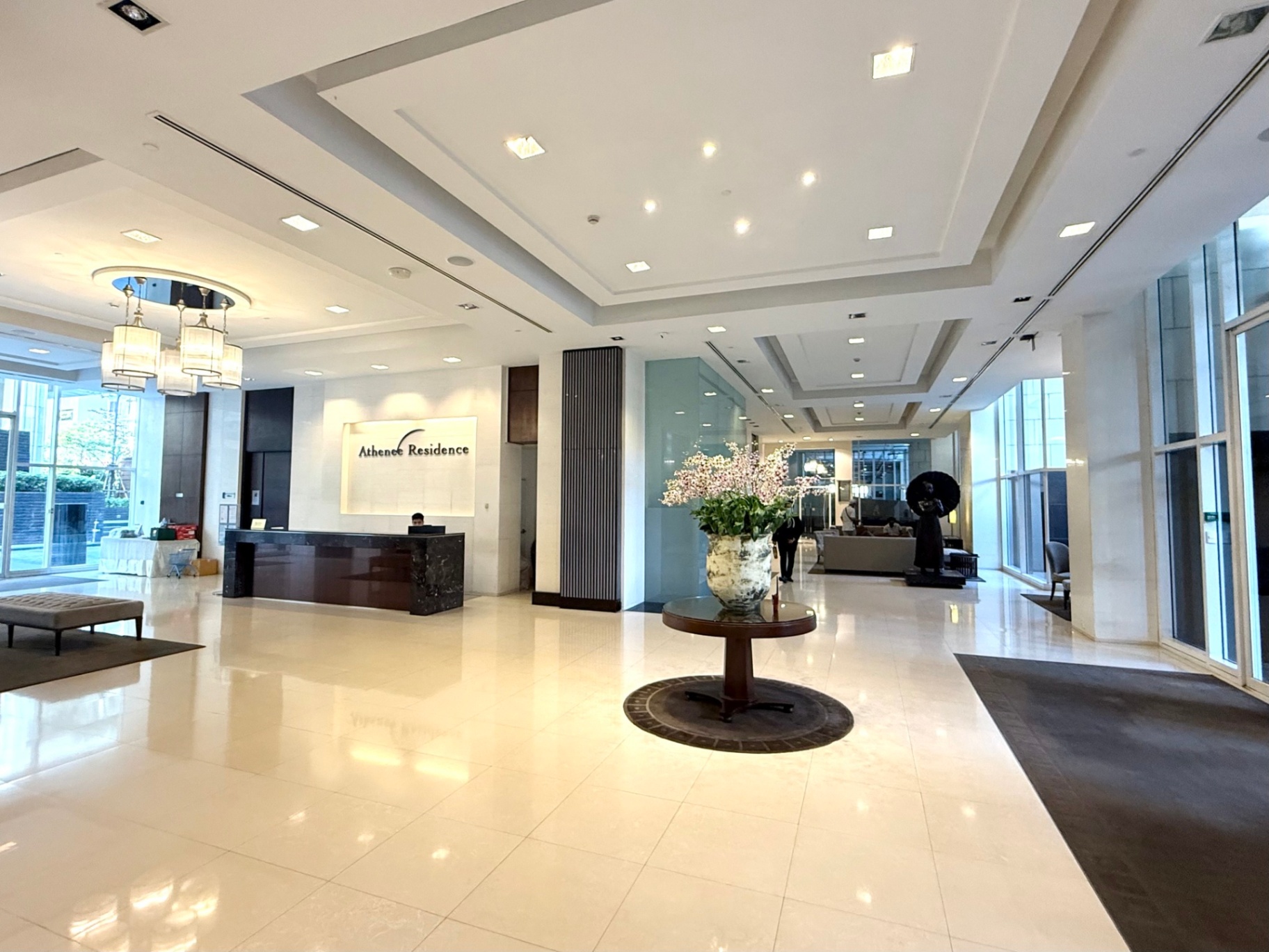 Athenee Residence - Image 2