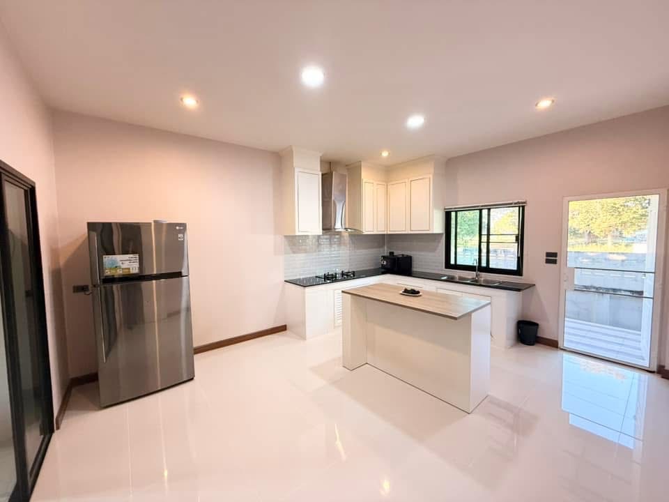 Thanaporn Park Home 5 - Image 15