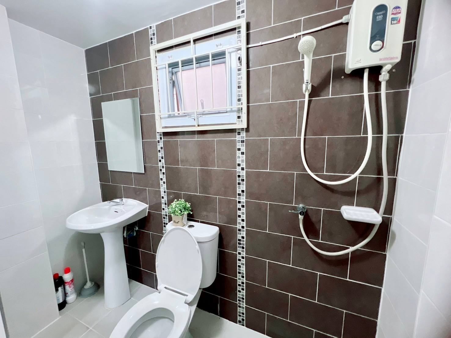 3 Bedroom House For Sale in Pa Bong, Saraphi, Chiang Mai - Image 11