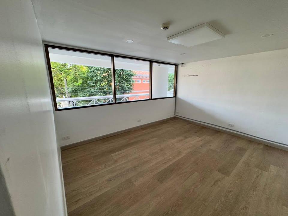  Retail Space For Sale in Khlong Tan, Khlong Toei, Bangkok - Image 5