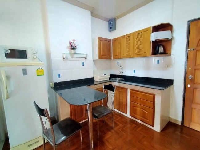 Riverside Condo - Image 8
