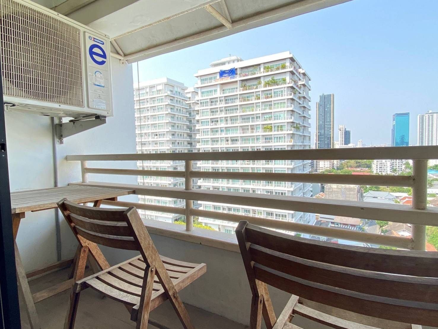 Thonglor Tower - Image 10