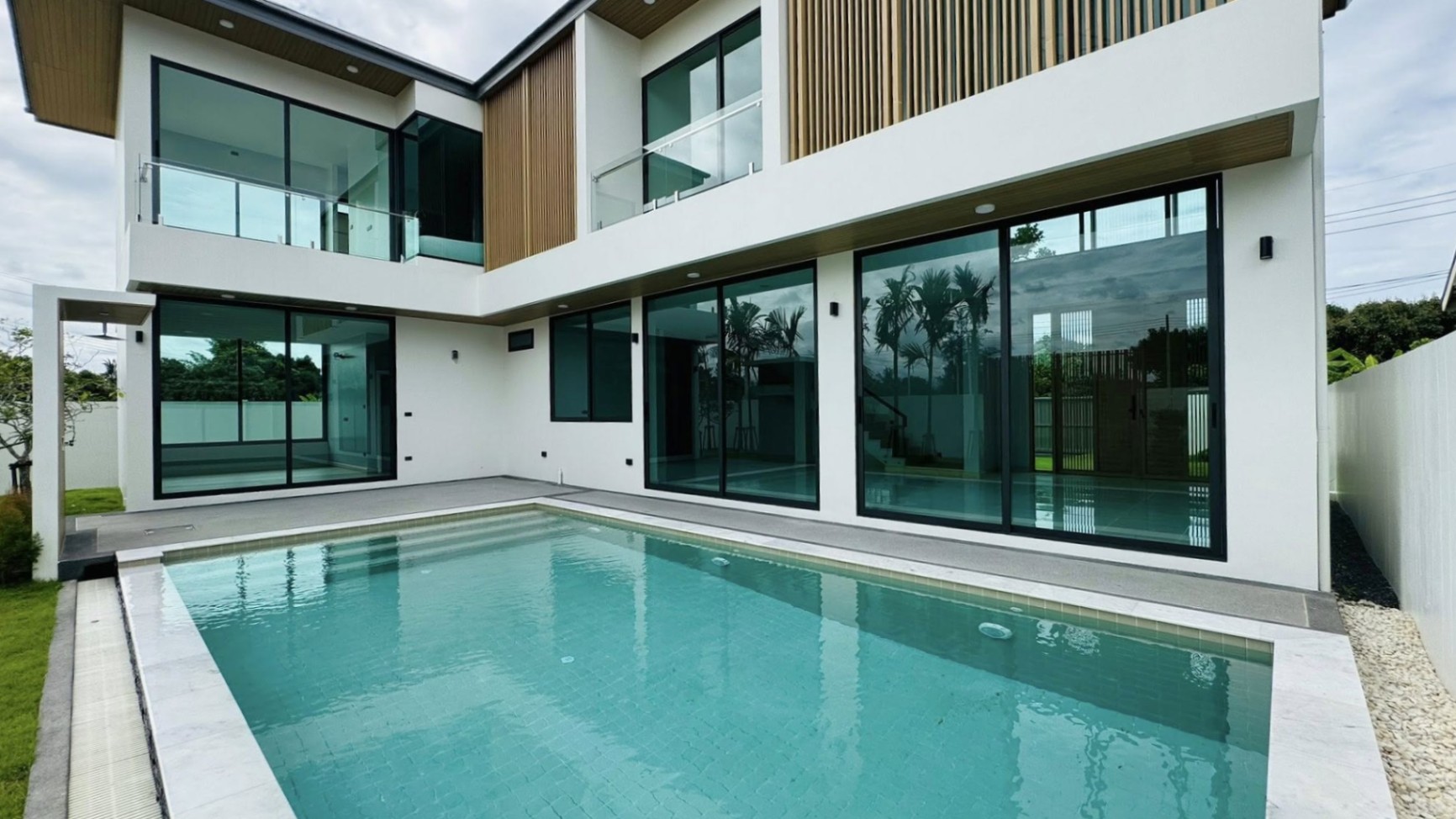 4 Bedroom House For Sale in San Phisuea, Mueang Chiang Mai, Chiang Mai - Image 11