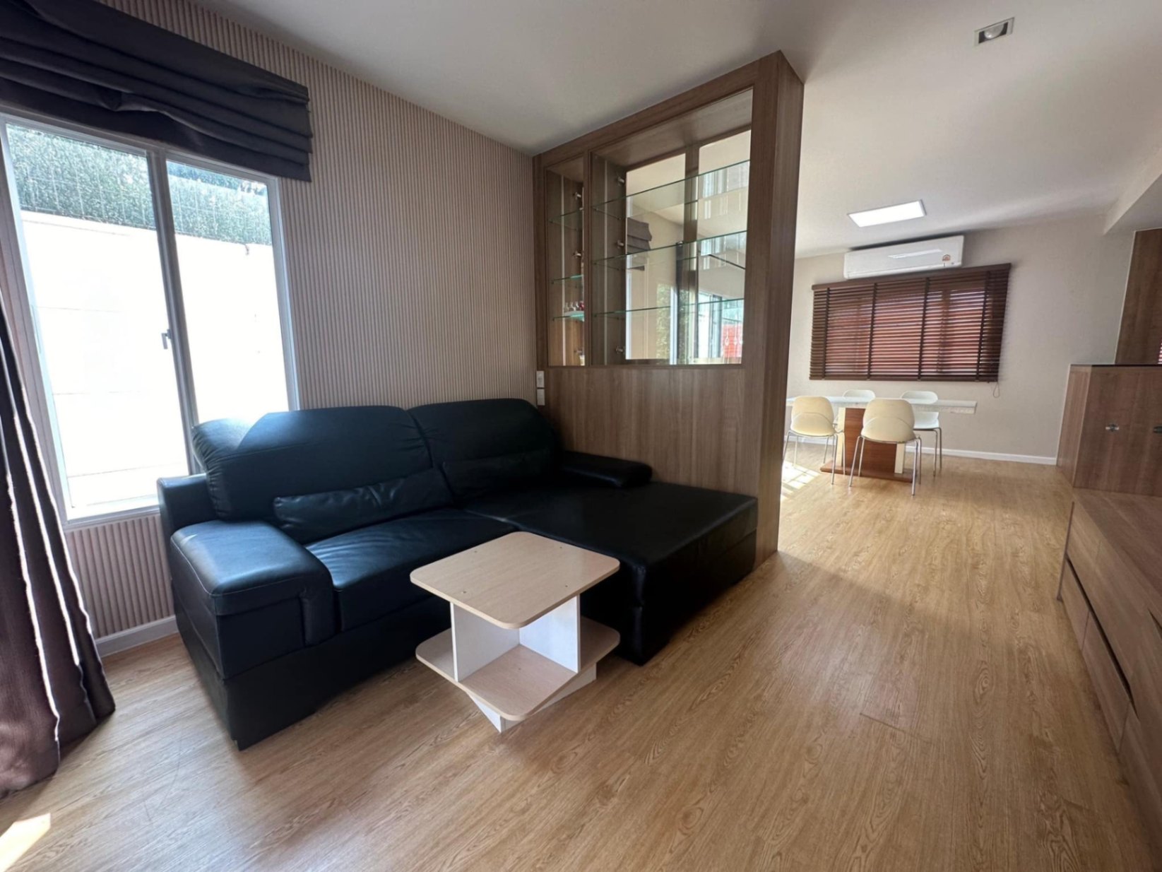 3 卧室 独立房屋 出租 在  - Image 1