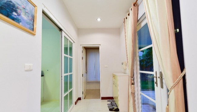Vararom Premium Kaew Nawarat - Image 12