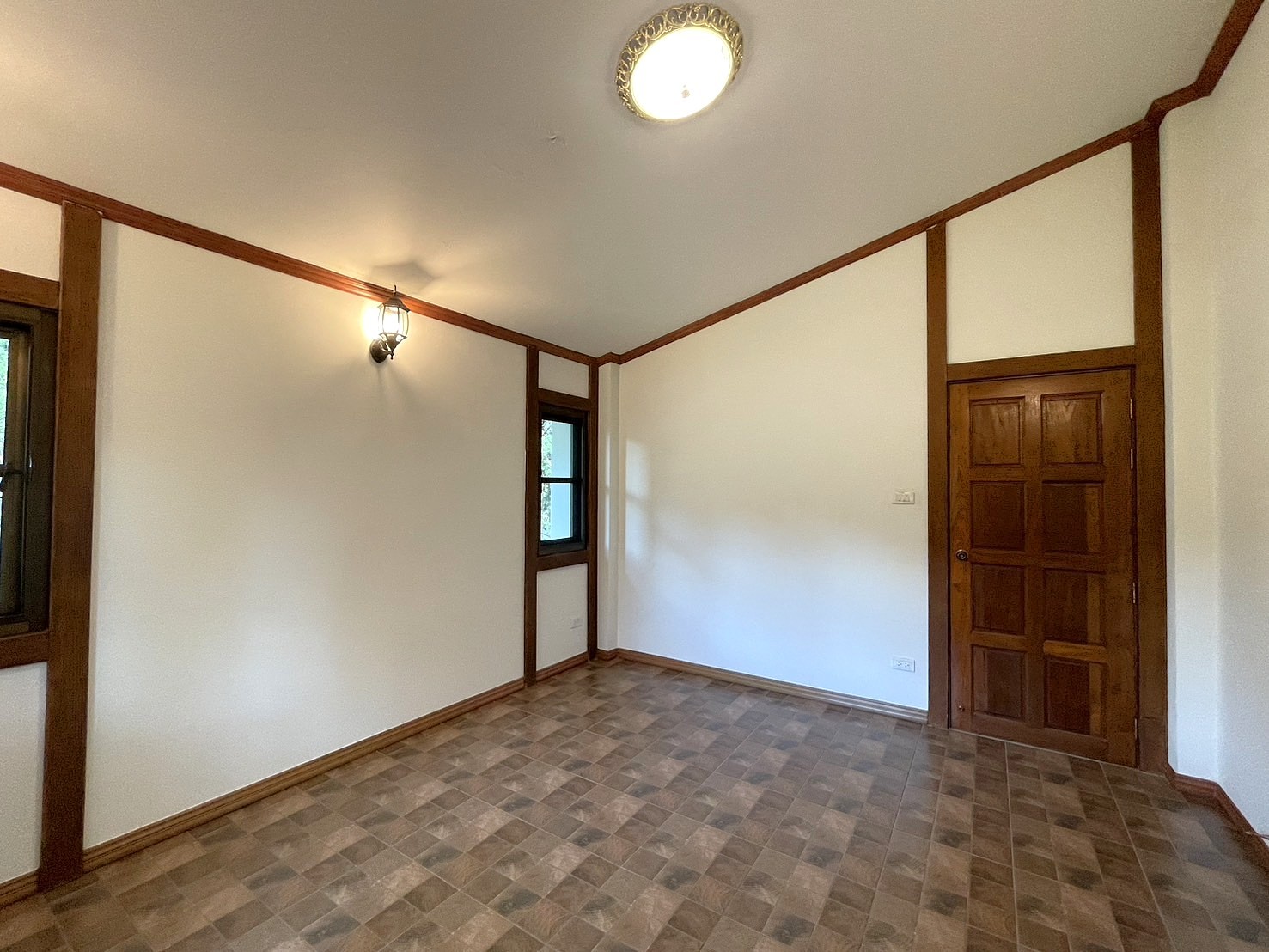 3 Bedroom House For Sale in Ban Pong, Hang Dong, Chiang Mai - Image 8