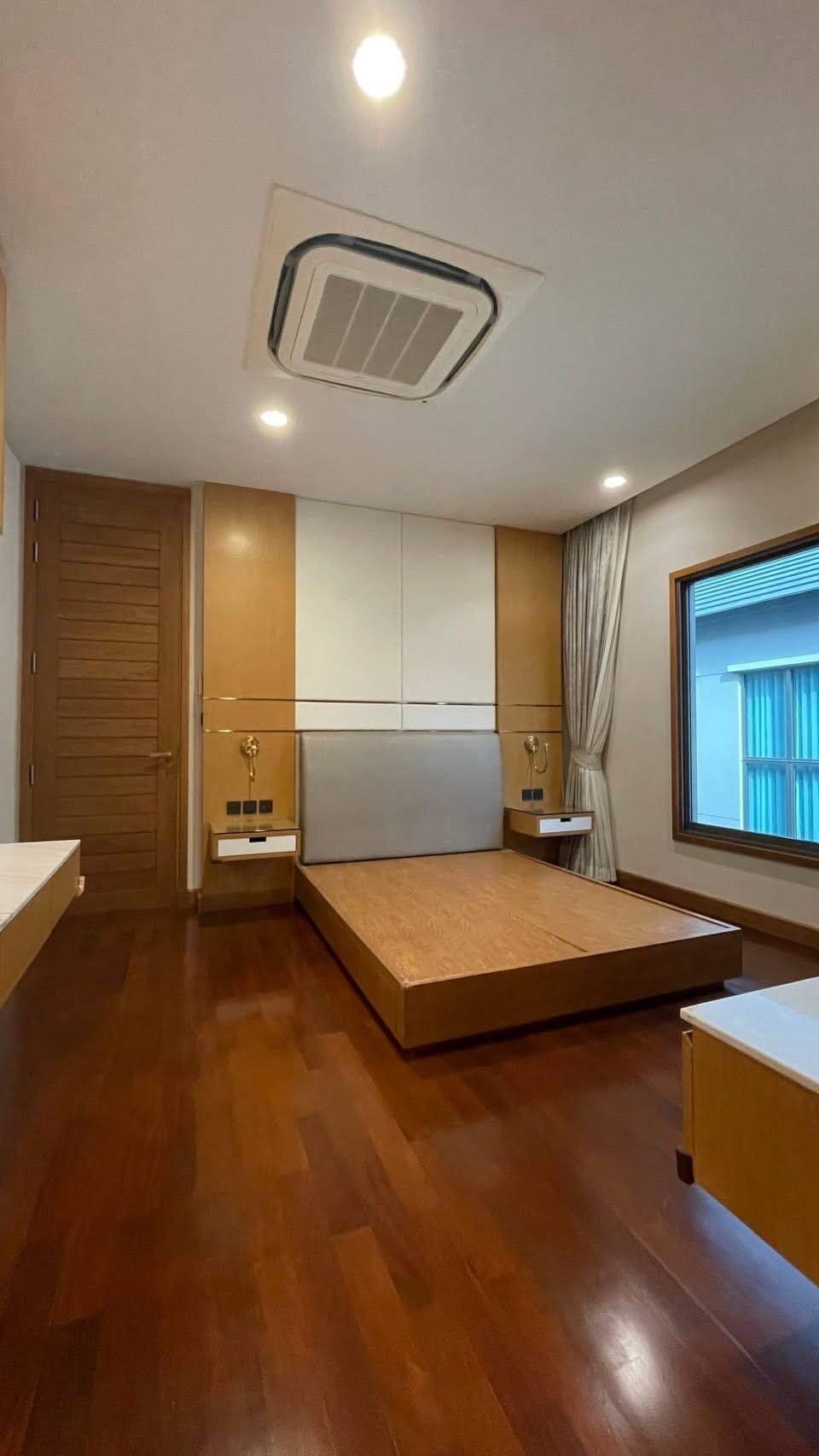 แกรนด์ บางกอก บูเลอวาร์ด สุขุมวิท - ศรีนครินทร์ - Image 11