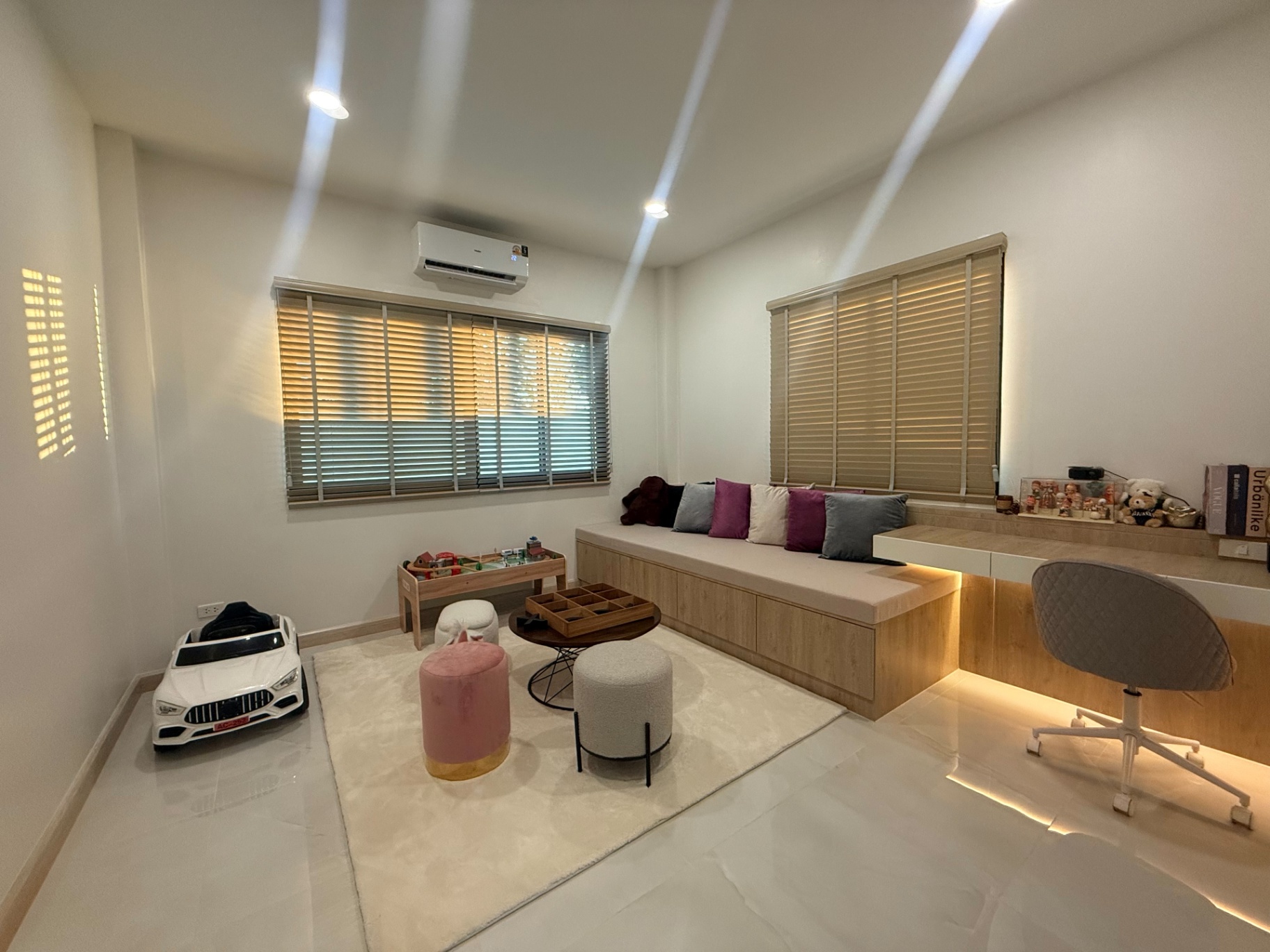 4 Bedroom House For Sale in San Phak Wan, Hang Dong, Chiang Mai - Image 14
