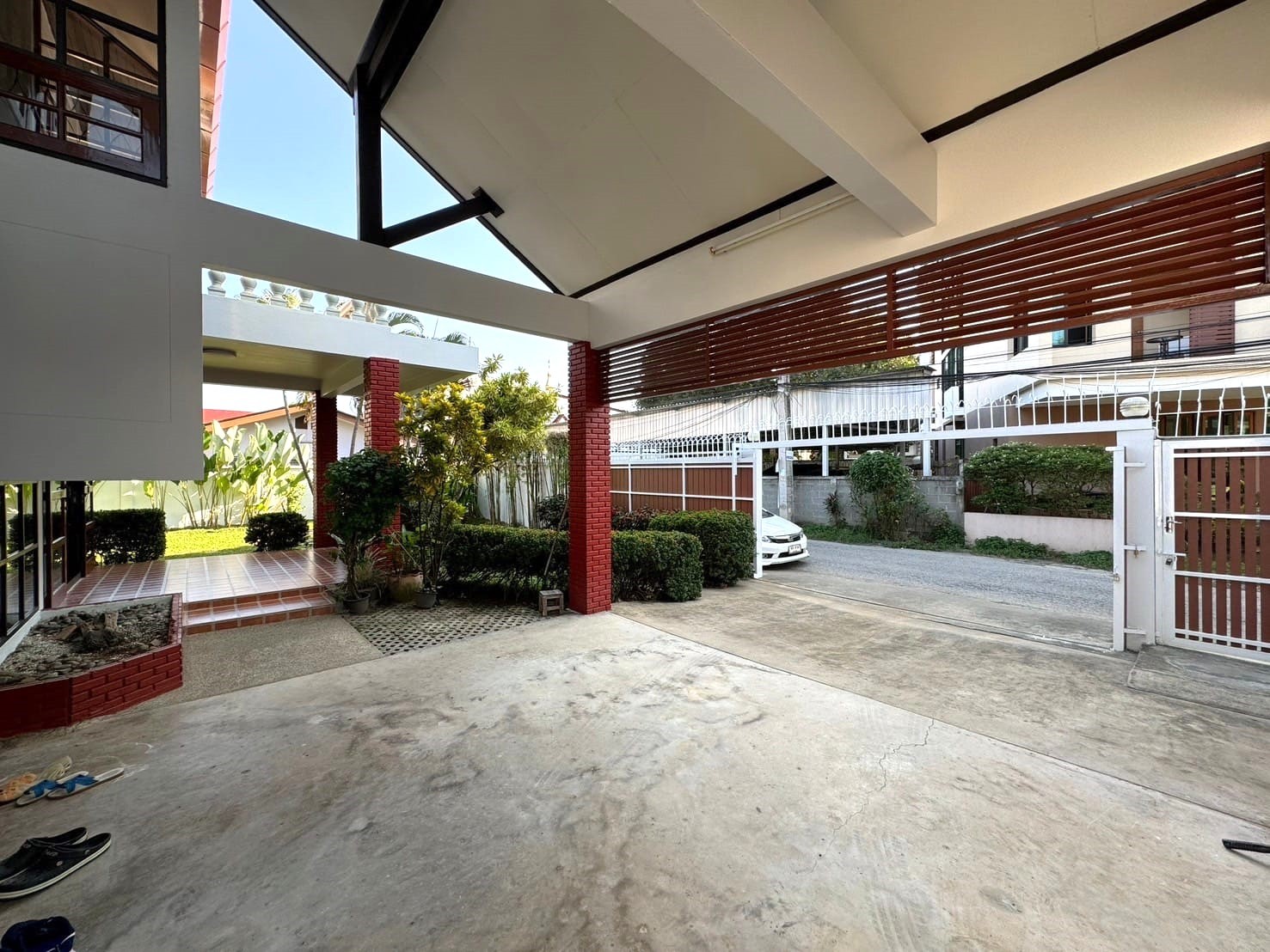 3 卧室 独立房屋  在  - Image 14