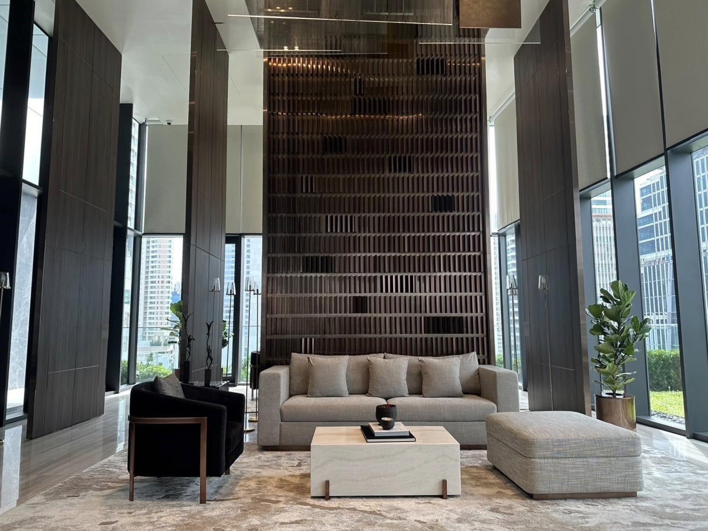 Anil Sathorn 12 - Image 7