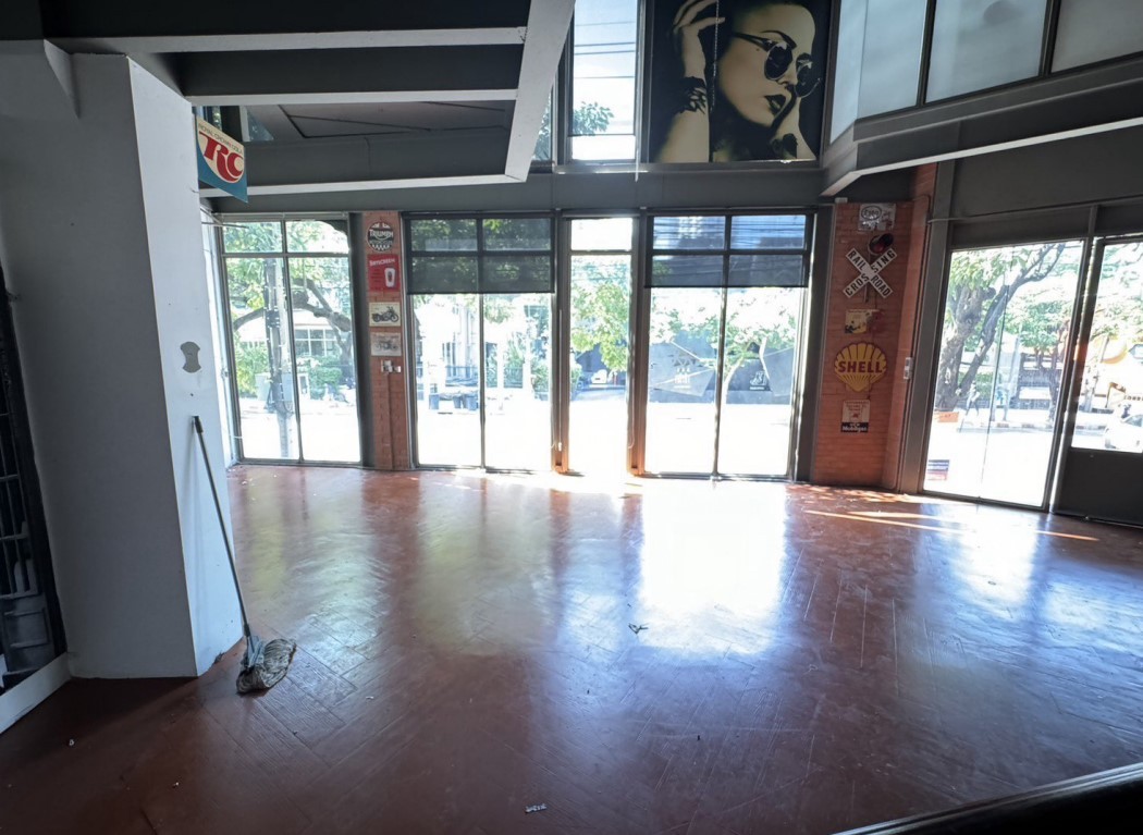  零售空间  在  - Image 3