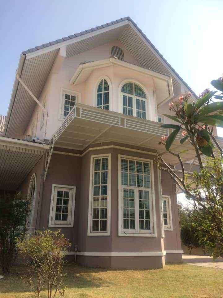 4 ห้องนอน บ้านเดี่ยว สำหรับขาย ใน บางจาก, พระโขนง, กรุงเทพมหานคร - Image 1