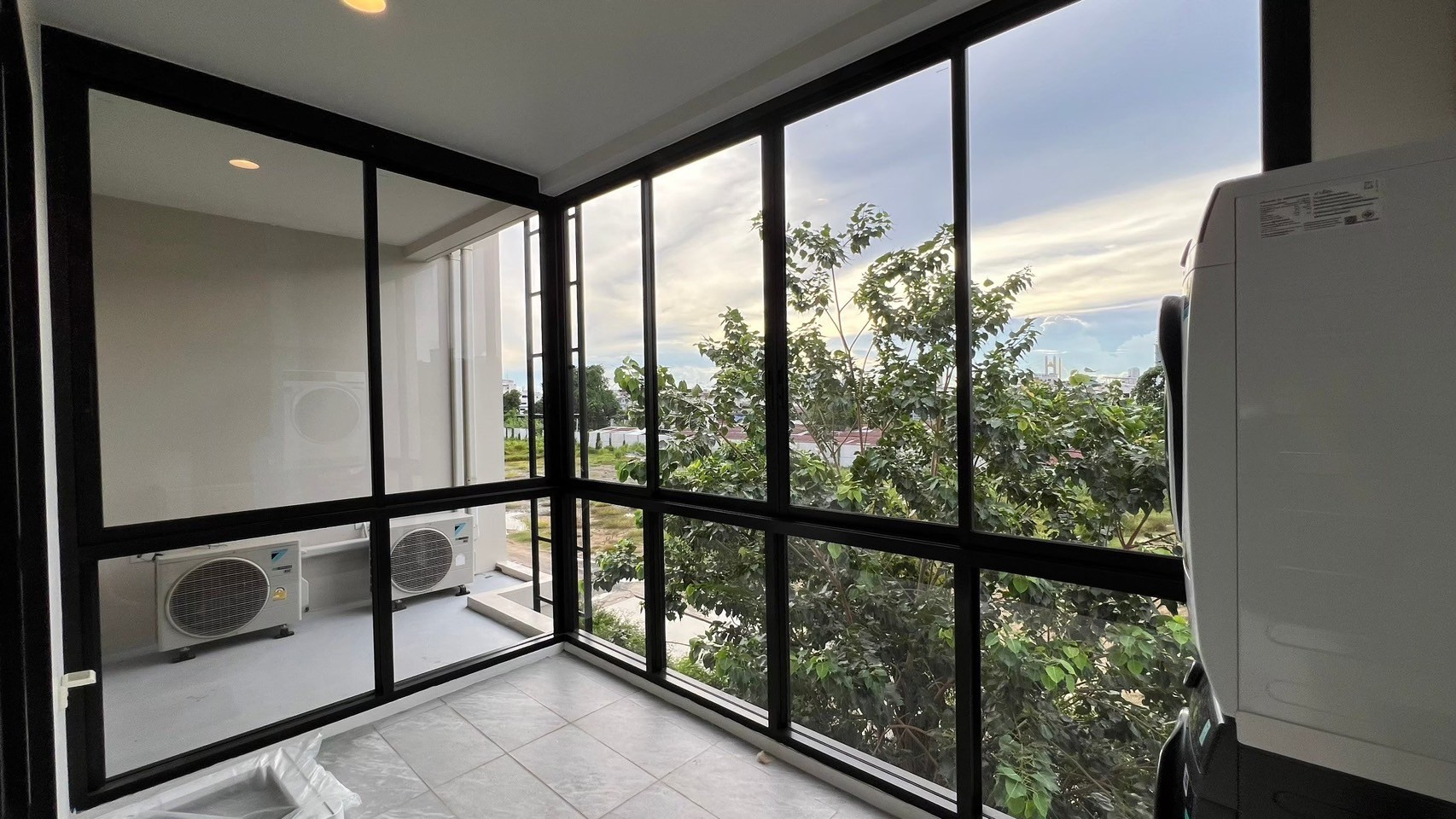 3 Bedroom Townhouse For Sale in Bang Phongphang, Yan Nawa, Bangkok - Image 11