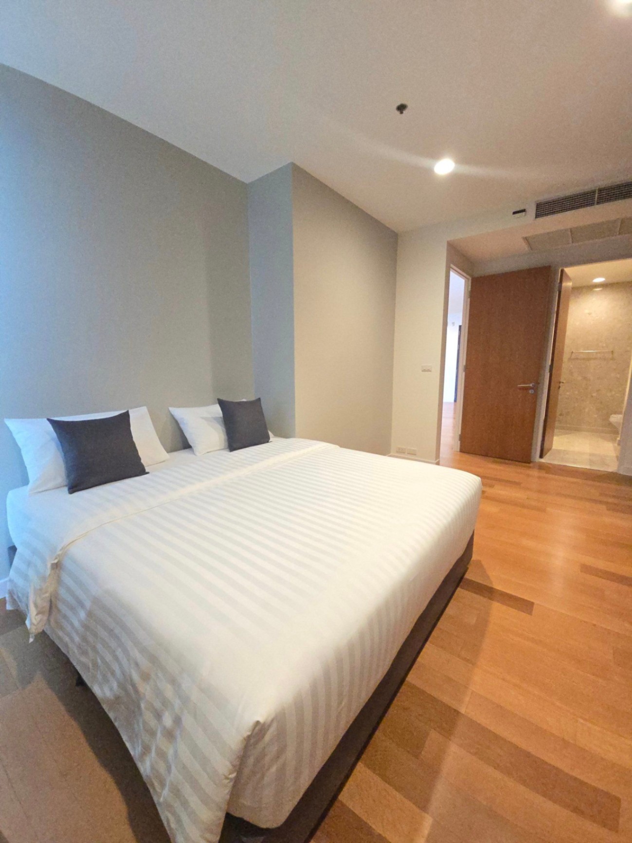 Chatrium Residence Riverside - Image 5
