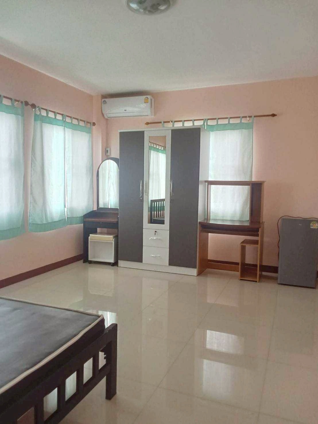  Retail Space For Sale in Racha Thewa, Bang Phli, Samut Prakan - Image 2