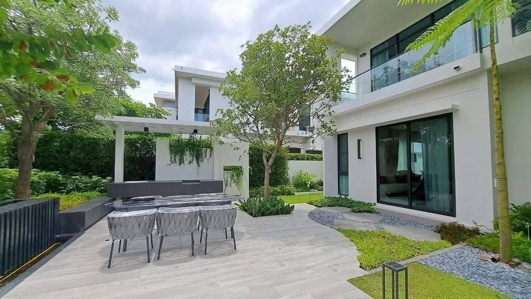 4 Bedroom House For Sale in Bang Chalong, Bang Phli, Samut Prakan - Image 2