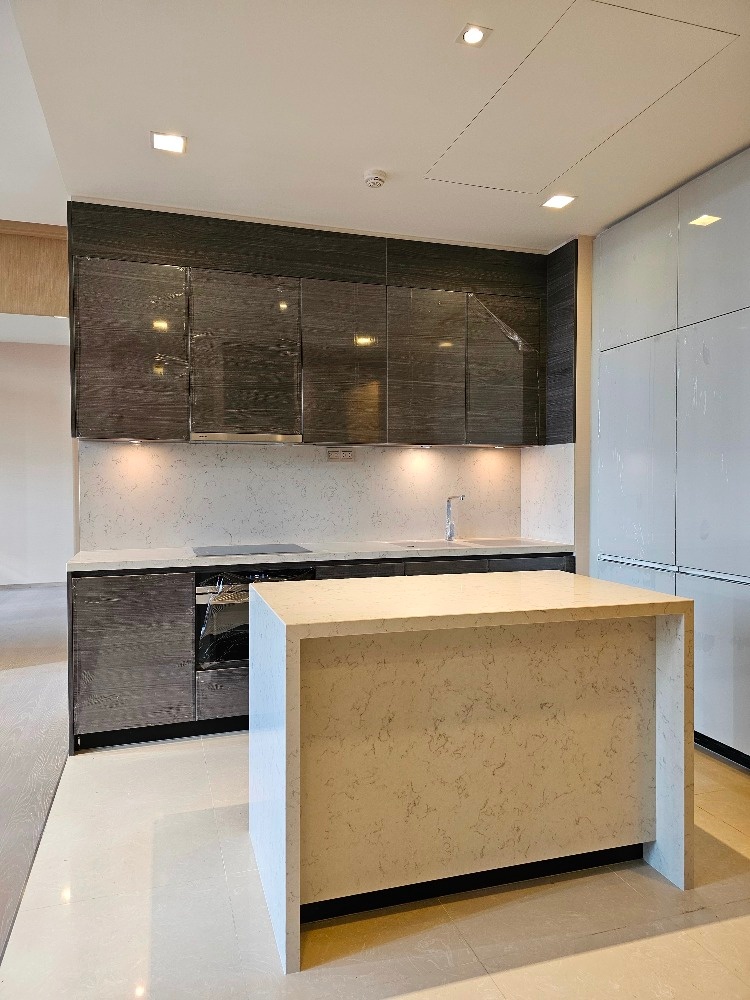 THE ESSE Asoke - Image 11