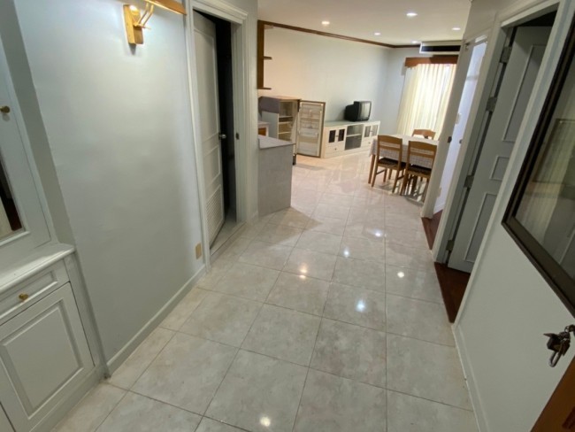 Riverside Condo - Image 7