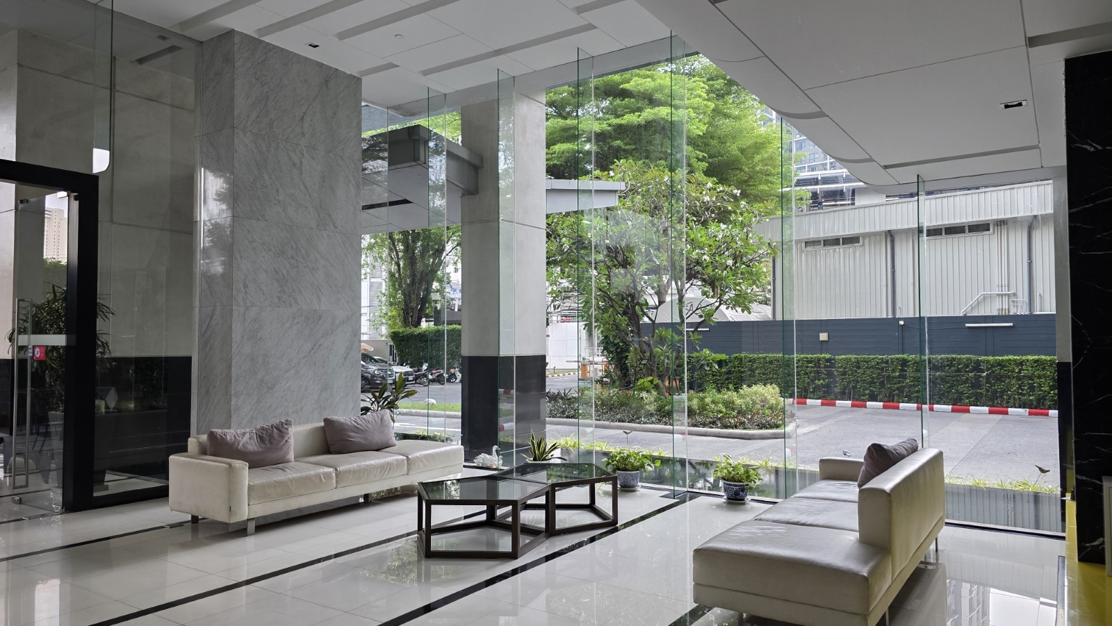 Hive Sathorn - Image 16