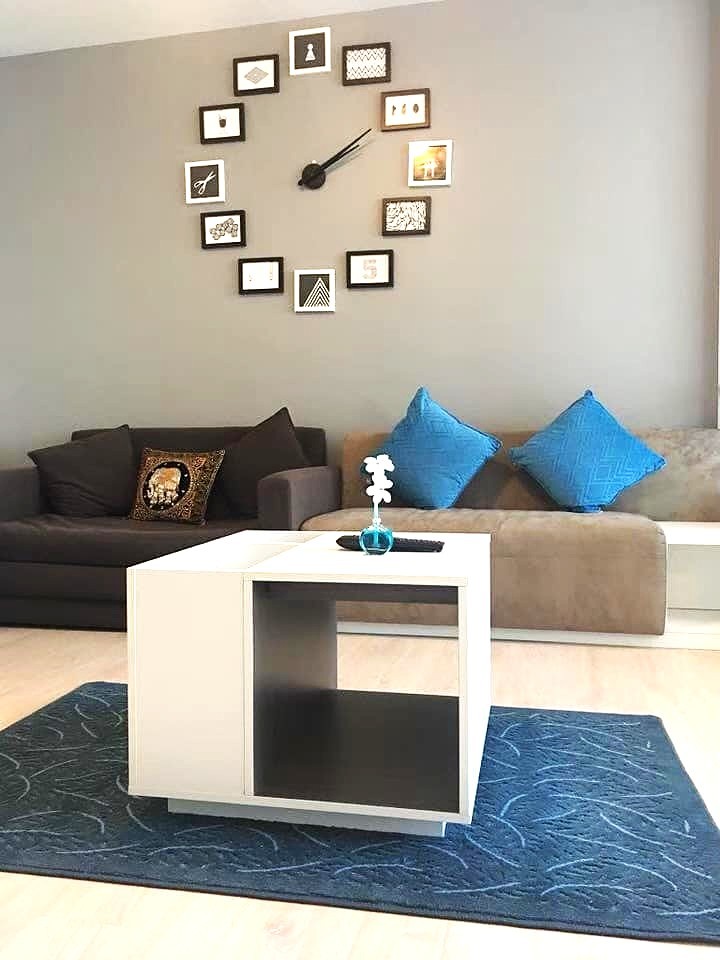 DCondo Sign - Image 1