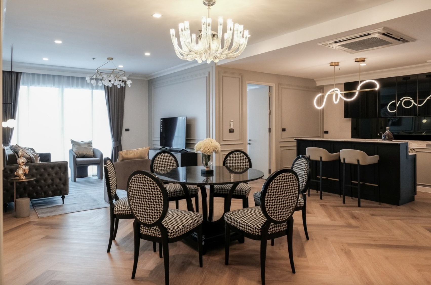 Nusasiri Grand Condominium - Image 3