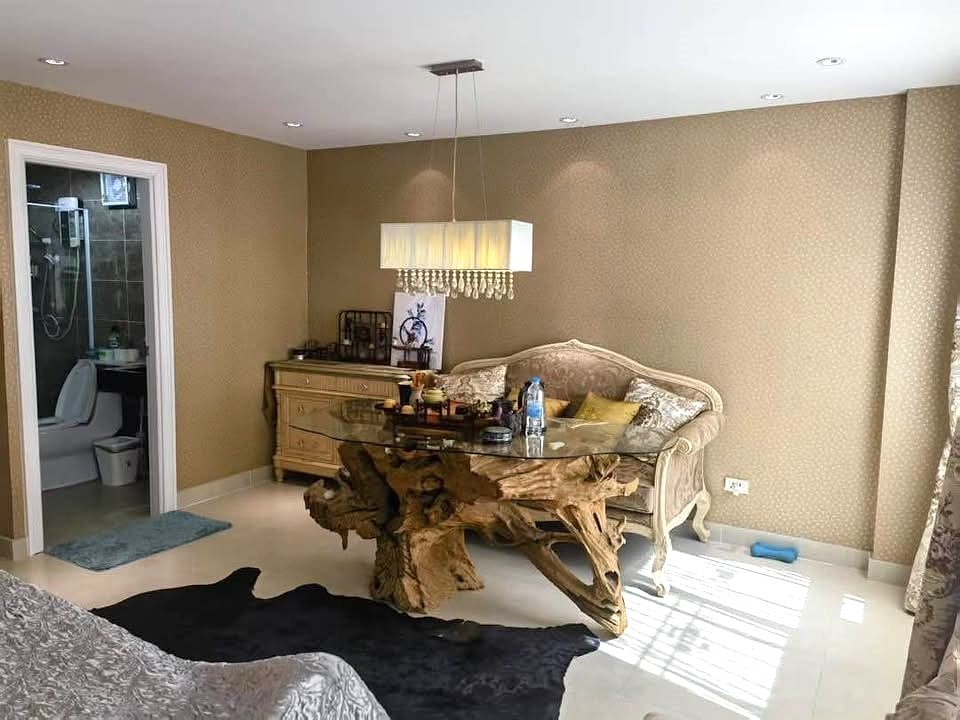 3 Bedroom Condo For Sale in Bang Kaeo, Bang Phli, Samut Prakan - Image 1