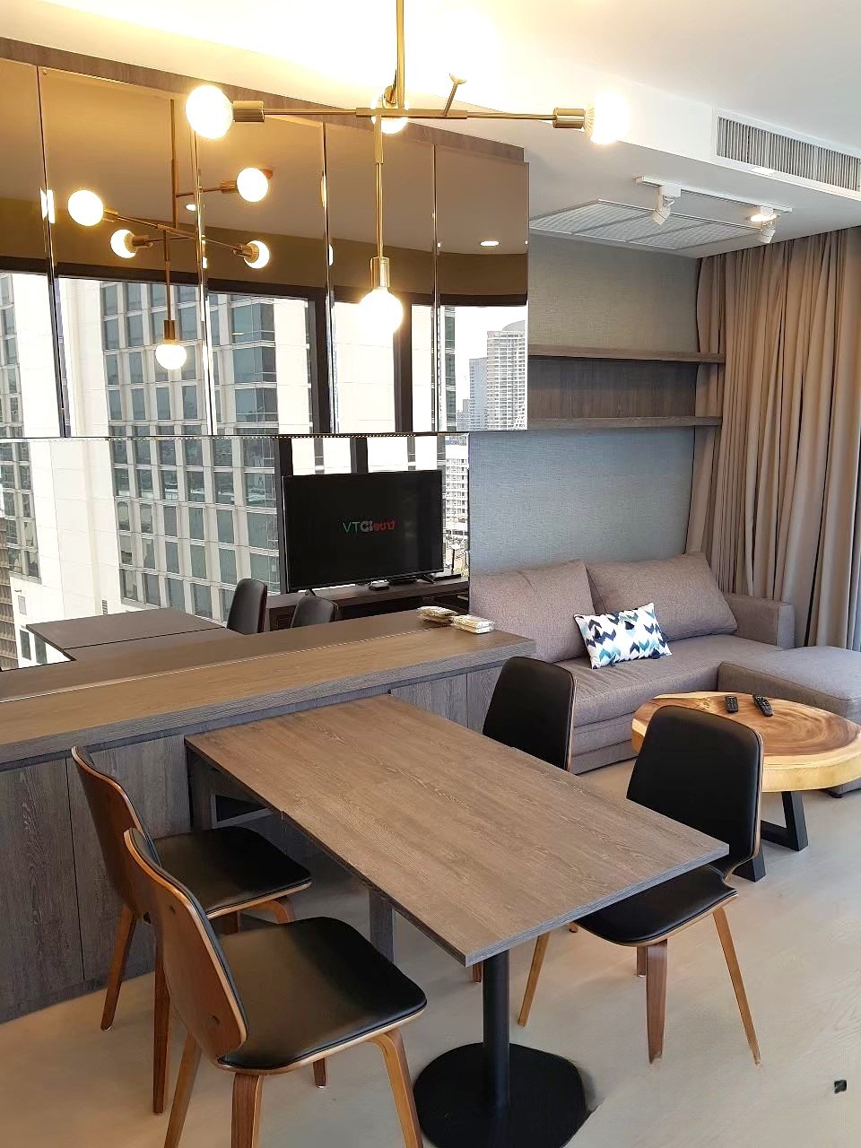 Ashton Chula-Silom - Image 2