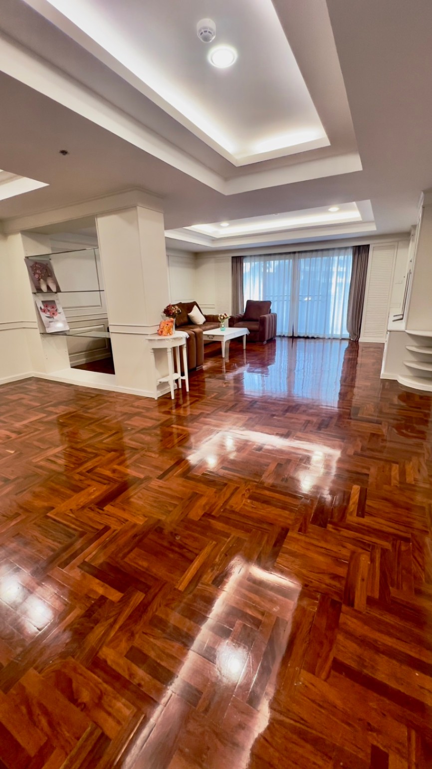 M Towers - Image 3