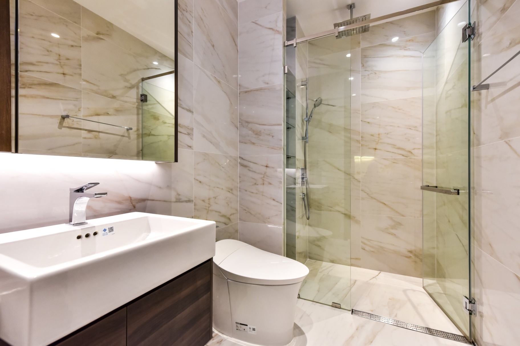 1 Bedroom Condo For Rent in Thung Mahamek, Sathon, Bangkok - Image 9