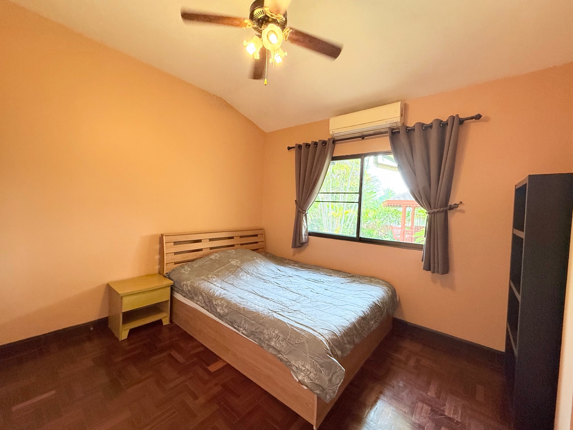 Lanna Pinery Home - Image 29