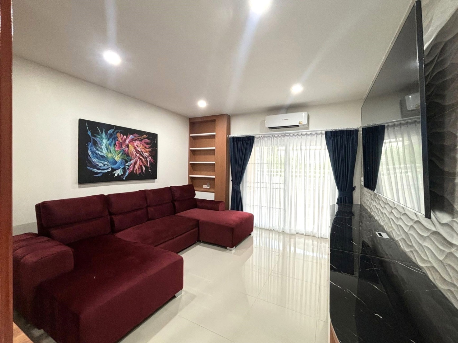 The Luxury Home - Image 3