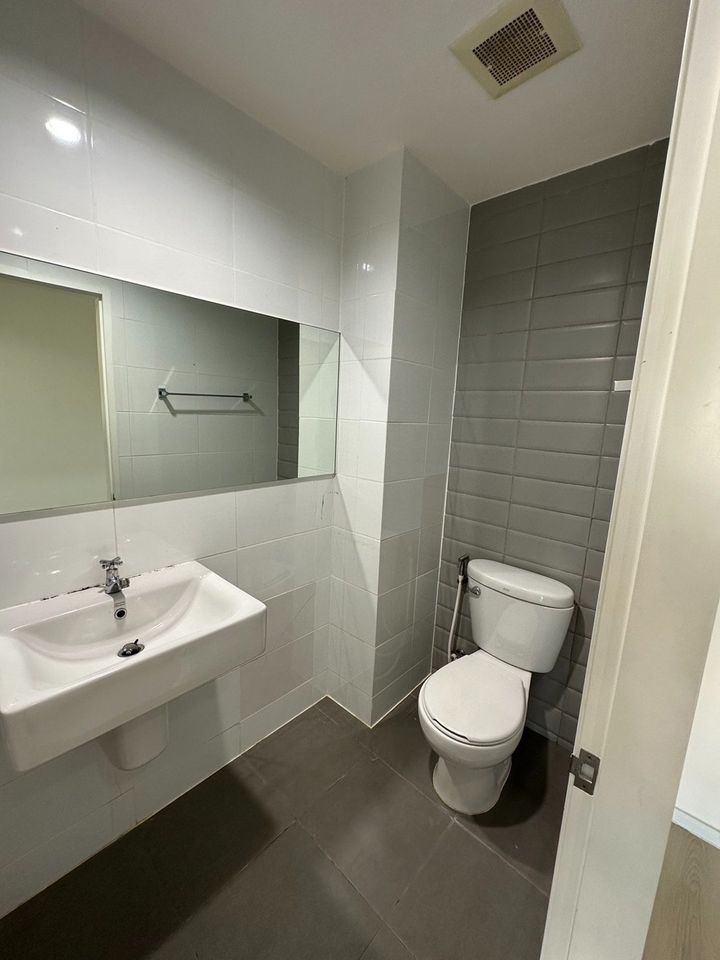 Aspire Sukhumvit 48 - Image 5