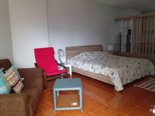 Riverside Condo - Image 1