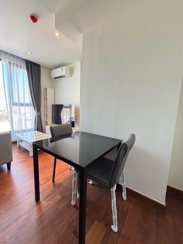 1 Bedroom Condo For Rent in Wat Phraya Krai, Bang Kho Laem, Bangkok - Image 2