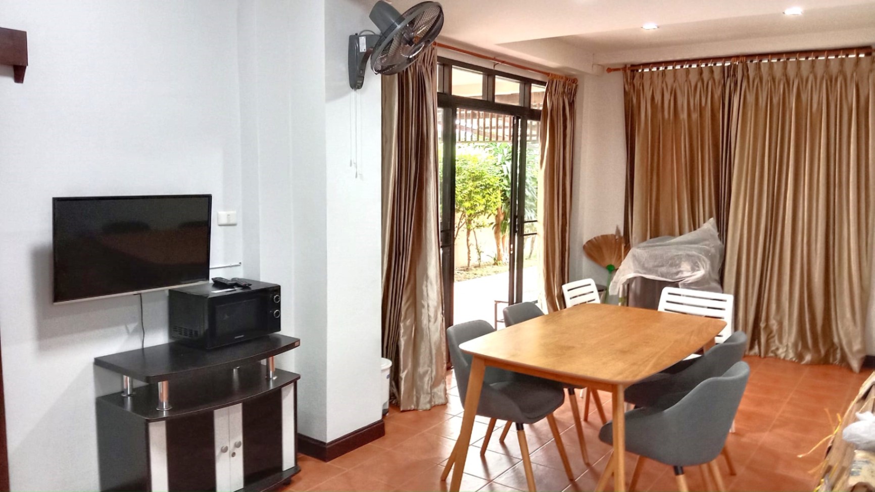 3 Bedroom House For Sale in Mae Hia, Mueang Chiang Mai, Chiang Mai - Image 3