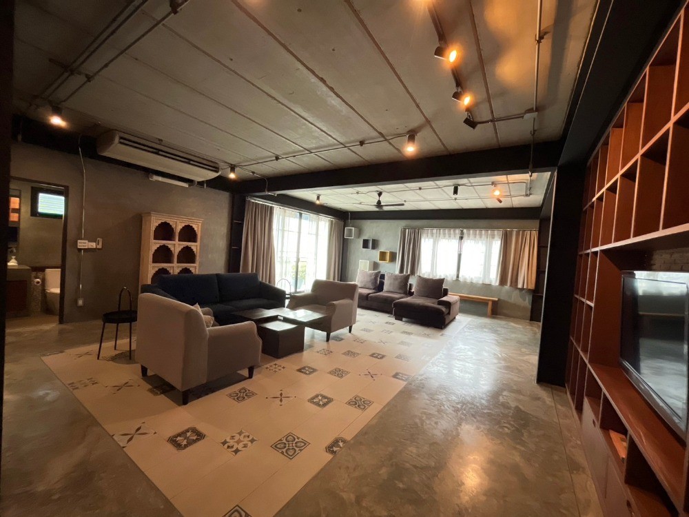 3 Bedroom Condo For Rent in Phra Khanong Nuea, Vadhana, Bangkok - Image 2