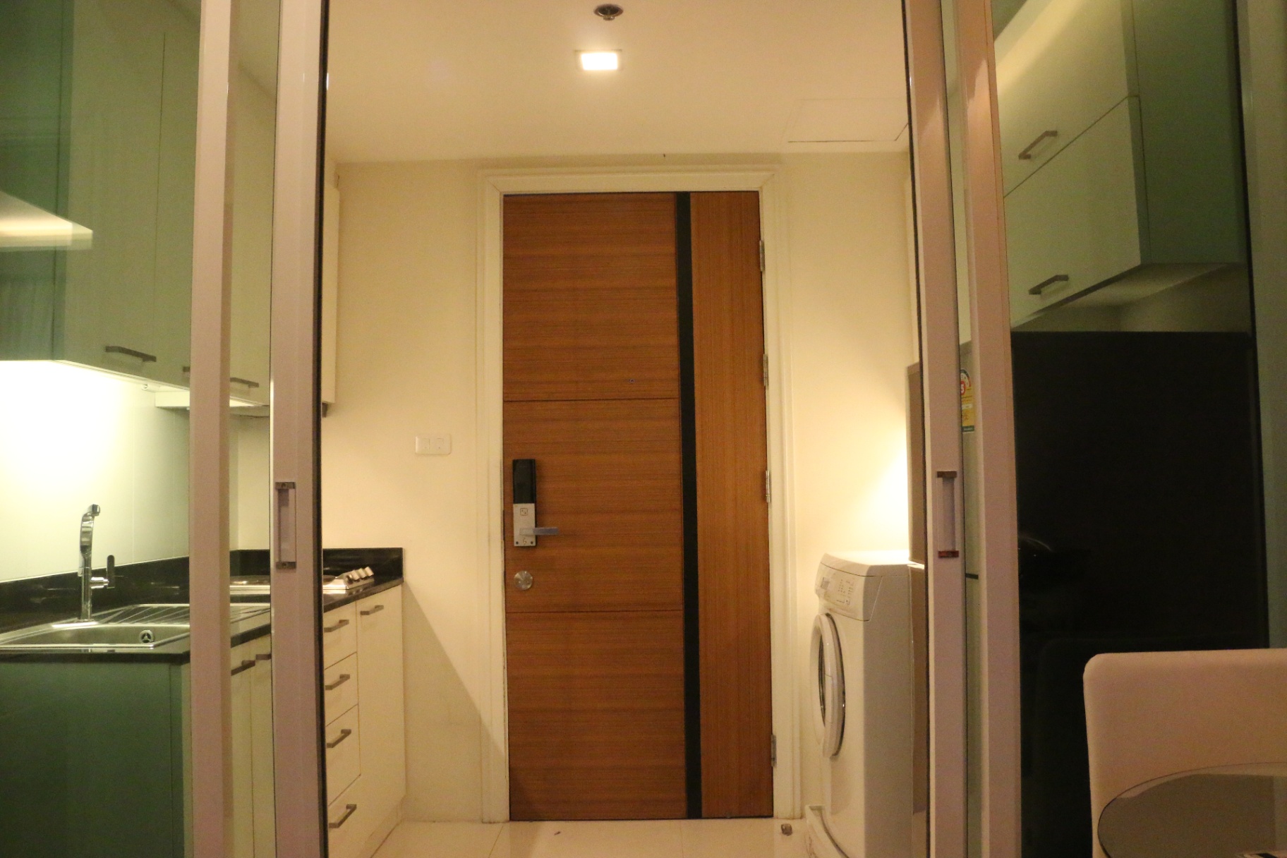 The Shine Condo - Image 4