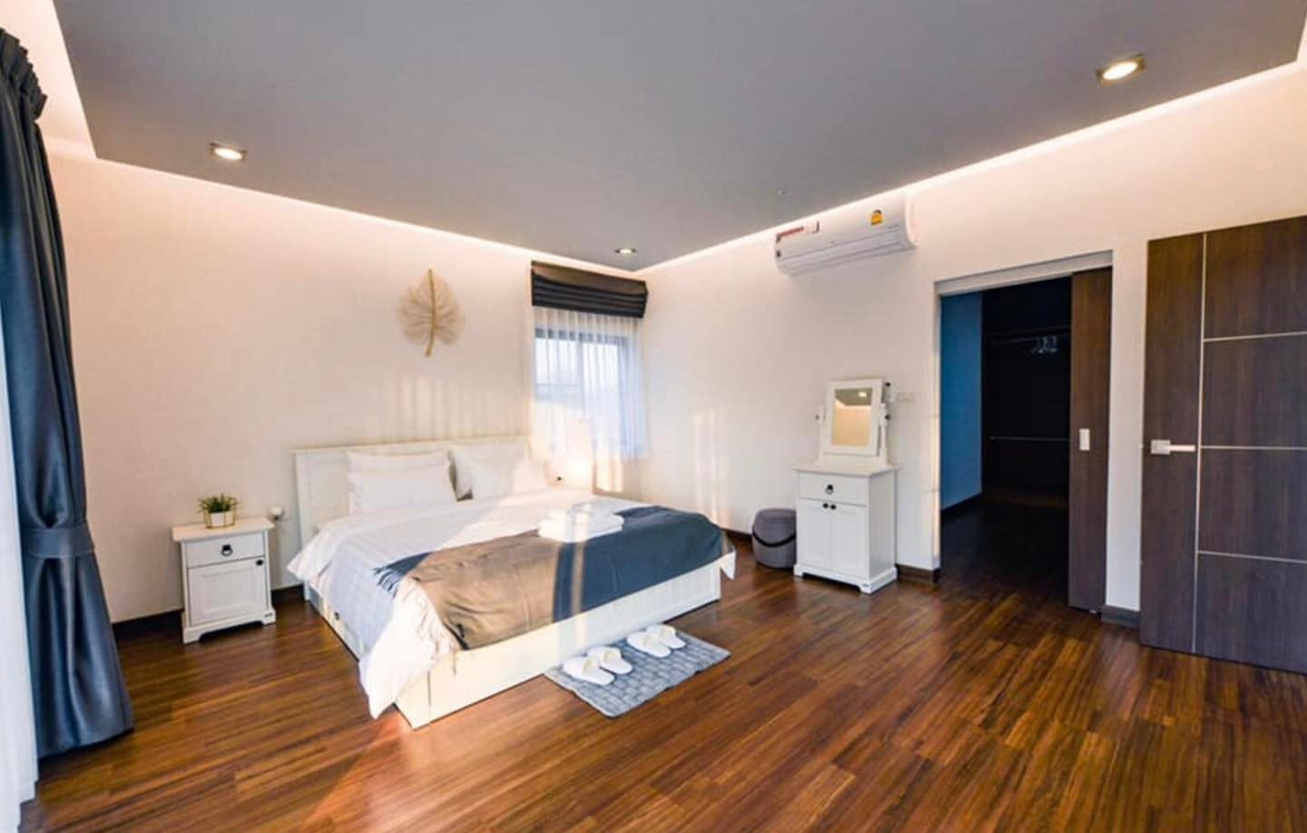 6 Bedroom House For Sale in San Phak Wan, Hang Dong, Chiang Mai - Image 14