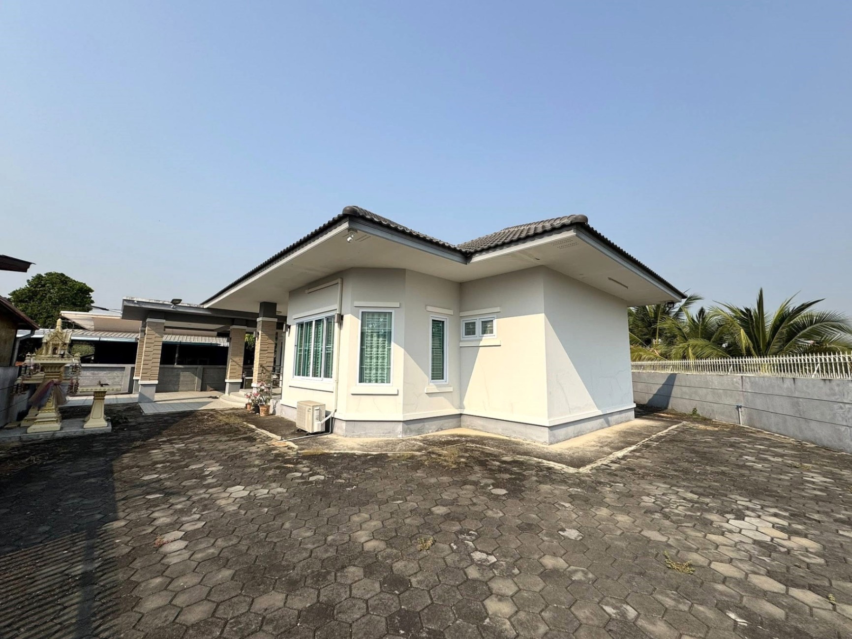 3 Bedroom House For Sale in San Sai Luang, San Sai, Chiang Mai - Image 2