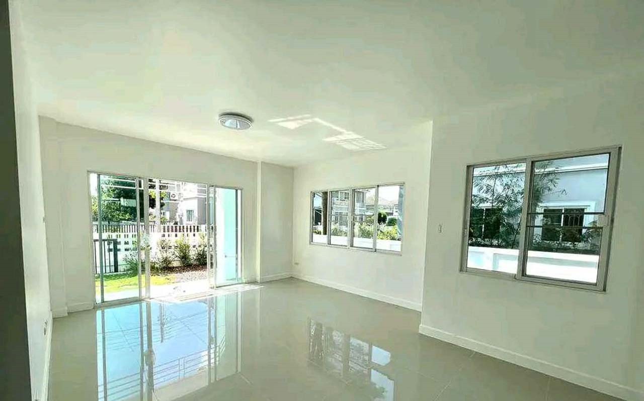 Green View Home - Image 2