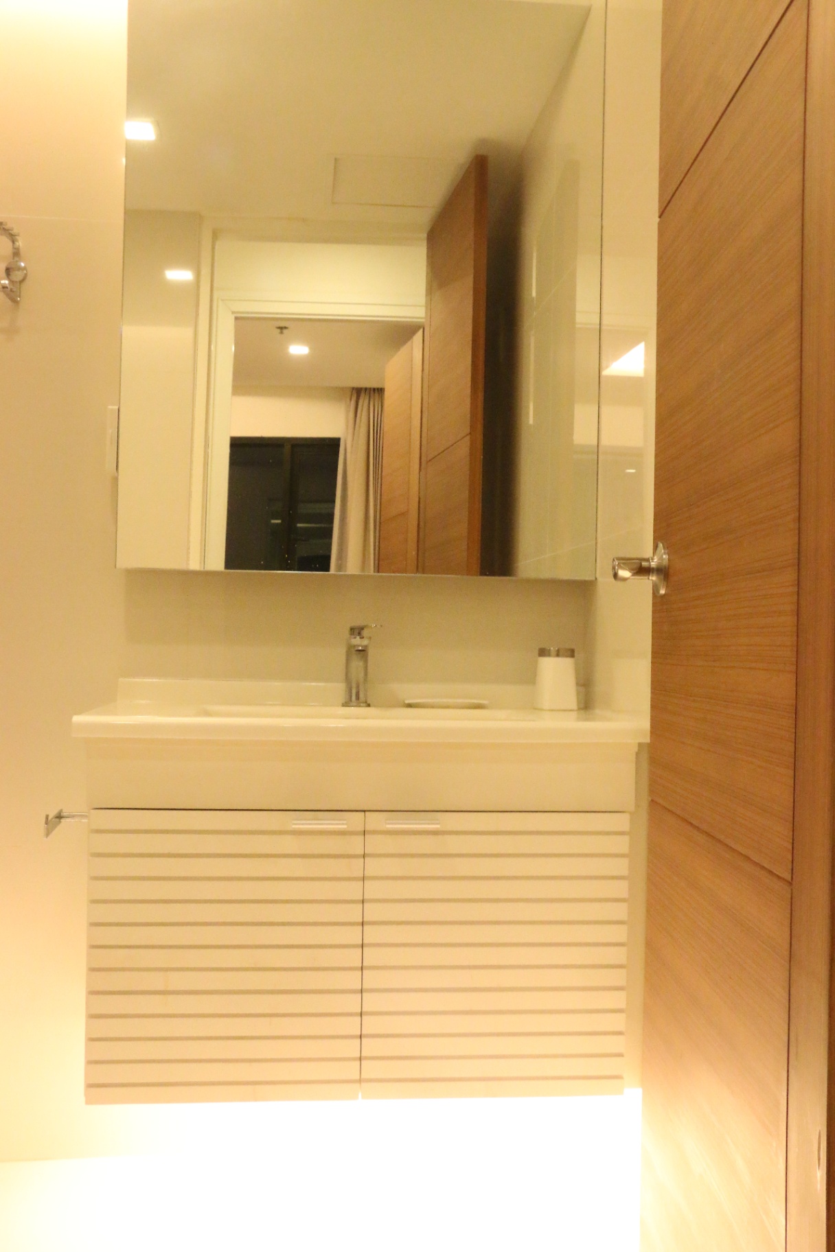 The Shine Condo - Image 11