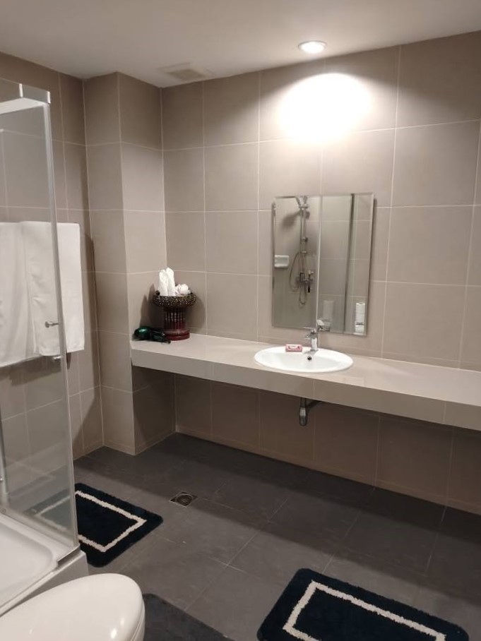 103 Central Condominium - Image 7