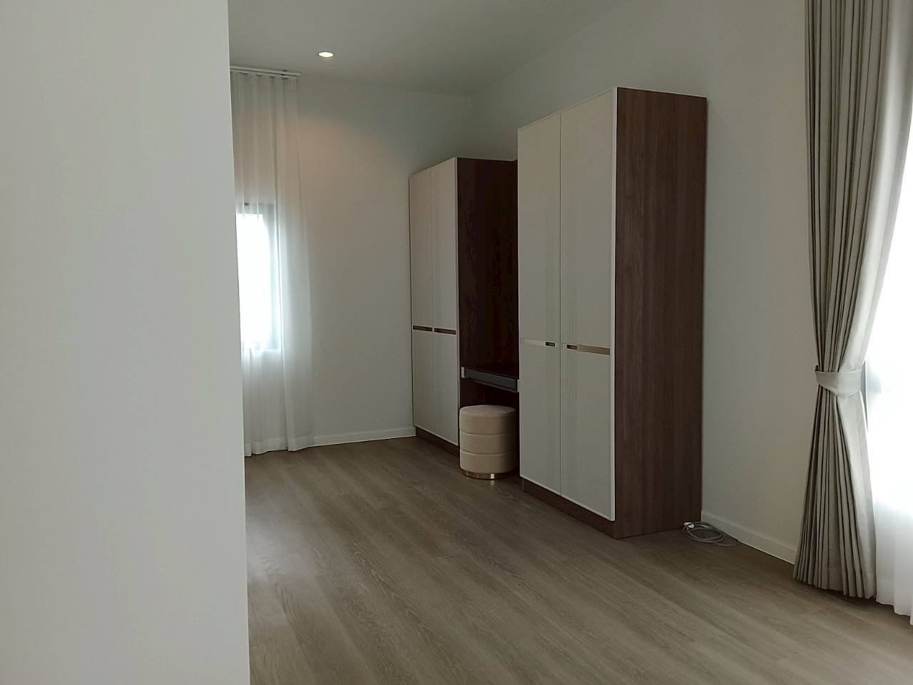4 ห้องนอน บ้านเดี่ยว สำหรับขาย ใน บางพลีใหญ่, บางพลี, สมุทรปราการ - Image 13