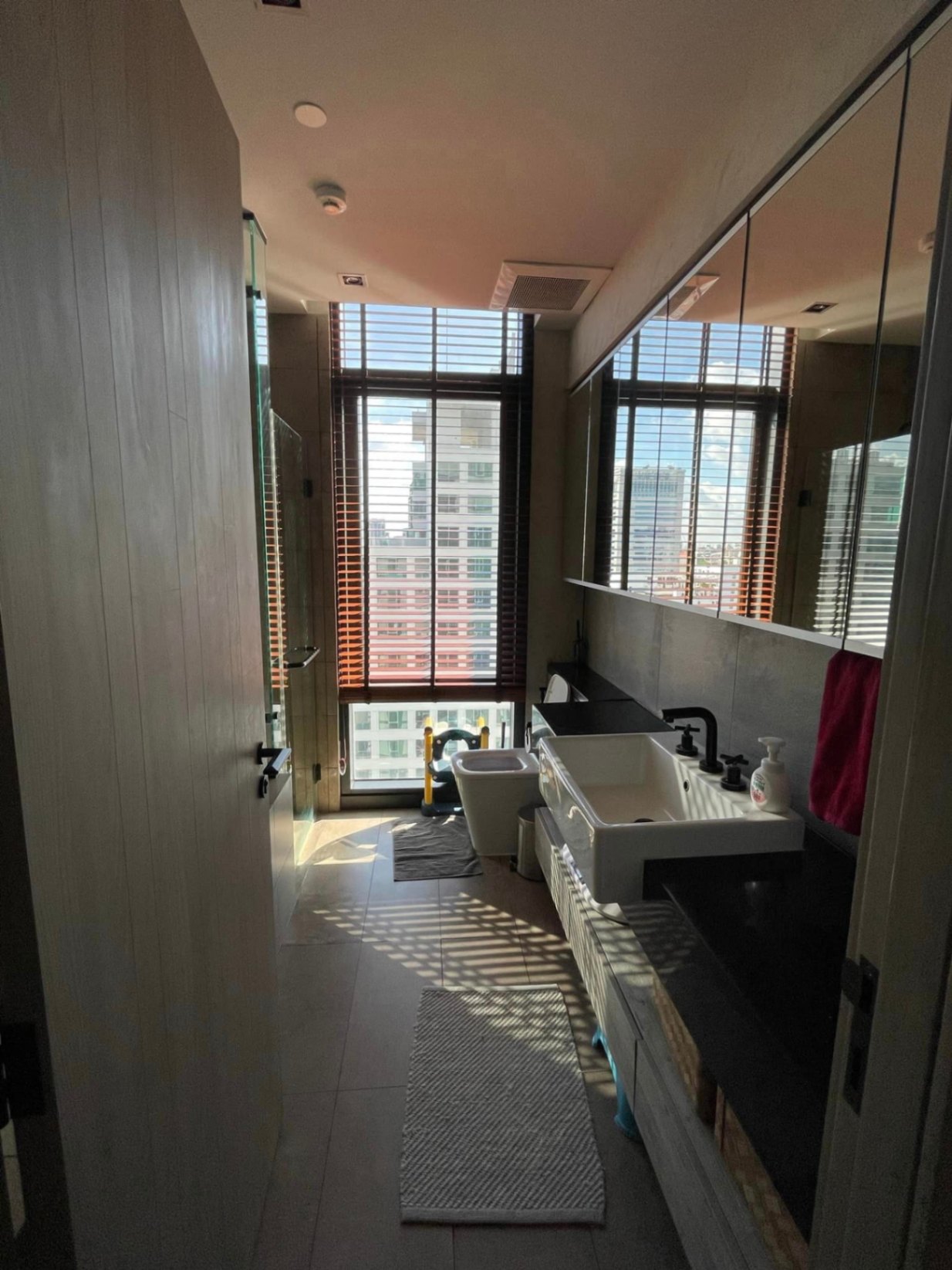 The Lofts Asok by Raimon Land - Image 6