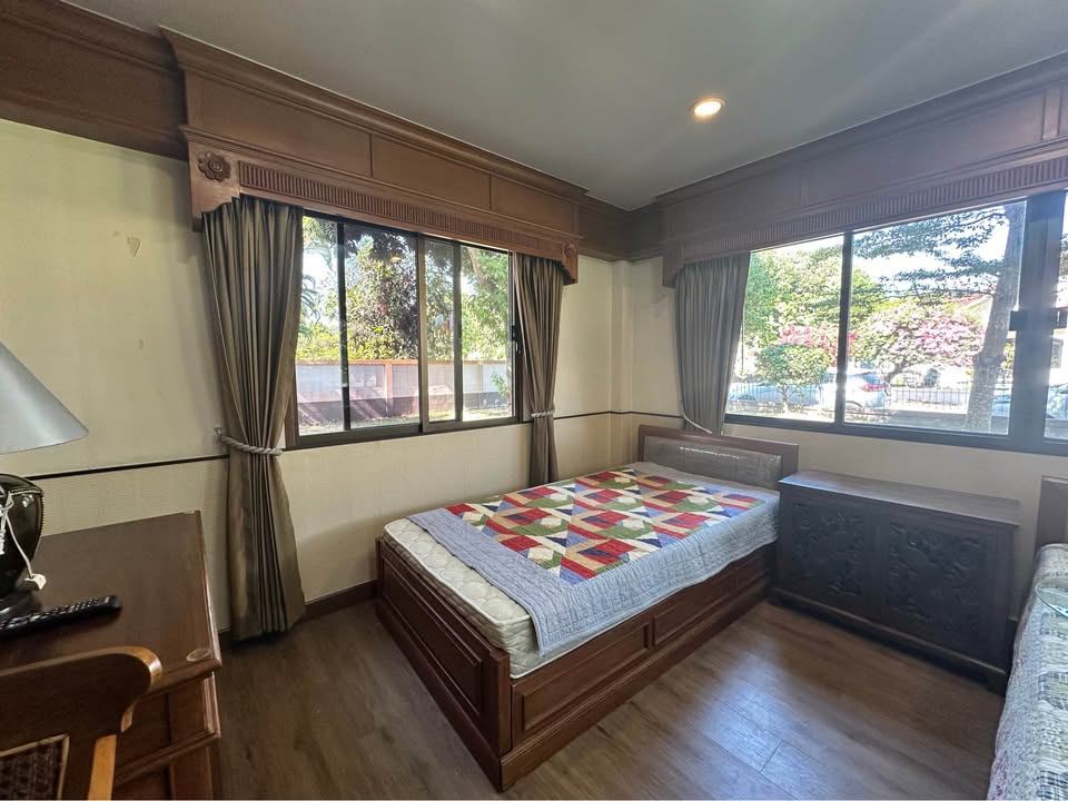 5 Bedroom House For Sale in Nong Khwai, Hang Dong, Chiang Mai - Image 10